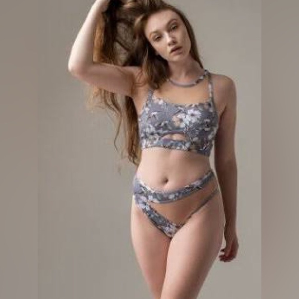 Floral Women's Swim Bra in Gray